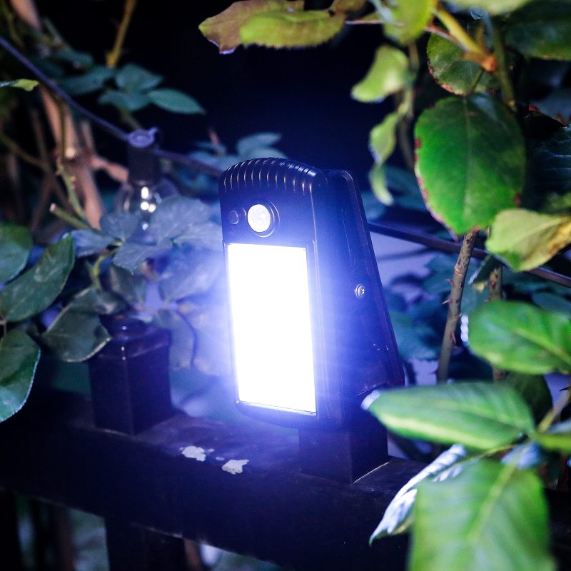 Juego de 4 luces solares con clip y detector de movimiento - descripción general