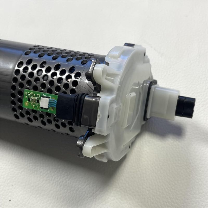 Carte mère moteur Beyamis installée dans un aspirateur