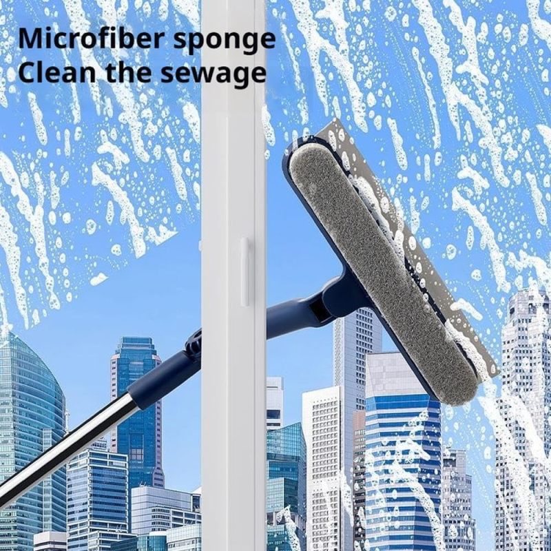 Detalle del paño de microfibra y la escobilla